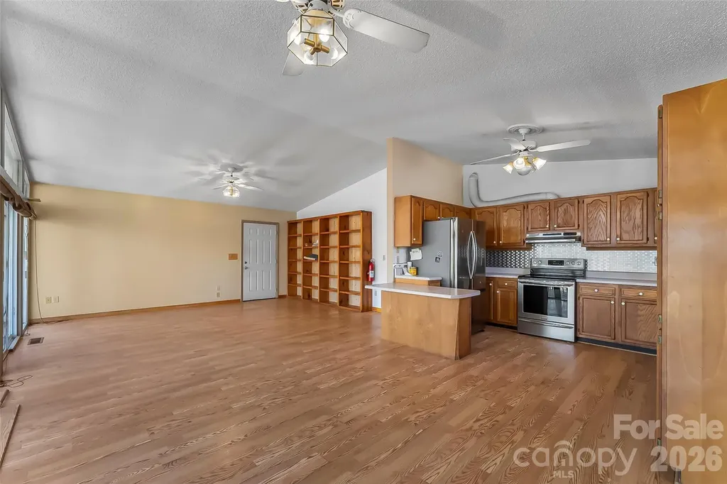 350 Sandy Bottom Road Marshall NC 28753