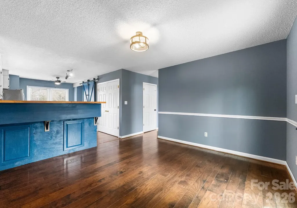 22 31st Avenue Court NE Hickory NC 28601