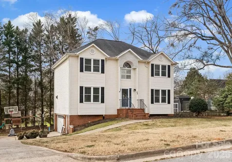 22 31st Avenue Court NE Hickory NC 28601