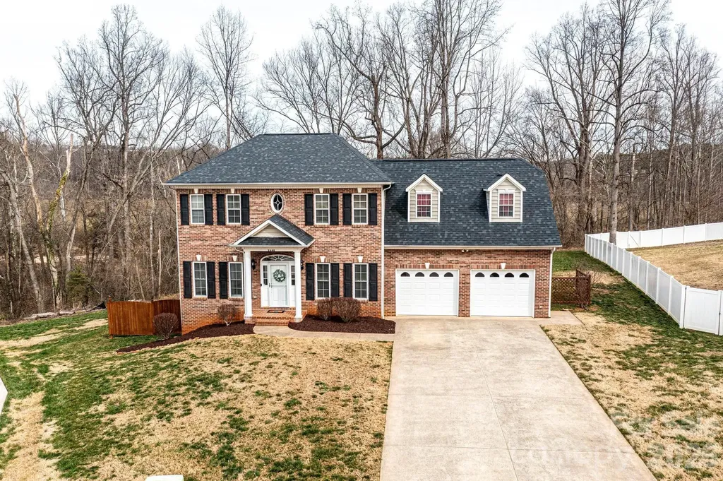 2640 Ironwood Drive Hickory NC 28602