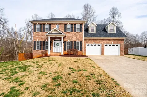 2640 Ironwood Drive Hickory NC 28602