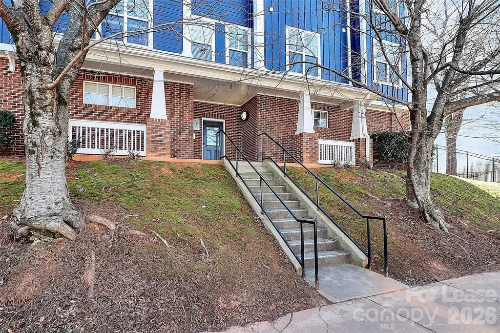 1654 Walnut View Drive Charlotte NC 28208
