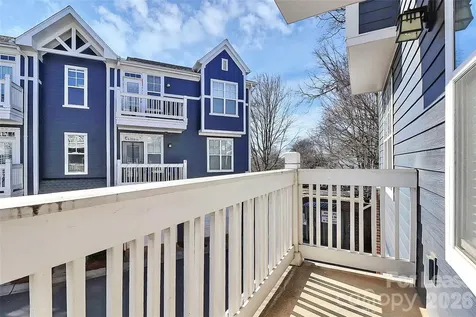 1654 Walnut View Drive Charlotte NC 28208