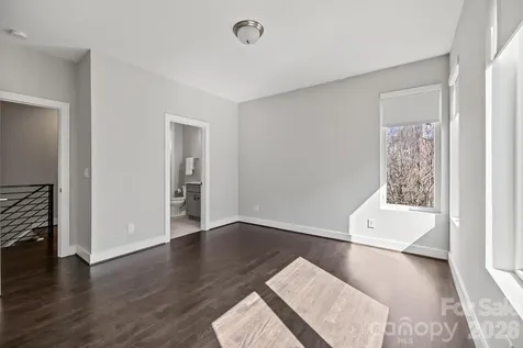 928 Westbrook Drive Charlotte NC 28202