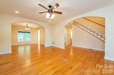 75 Noble Road Fairview NC 28730