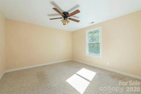 75 Noble Road Fairview NC 28730