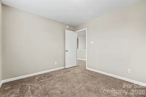 4226 Quinn Drive Charlotte NC 28269