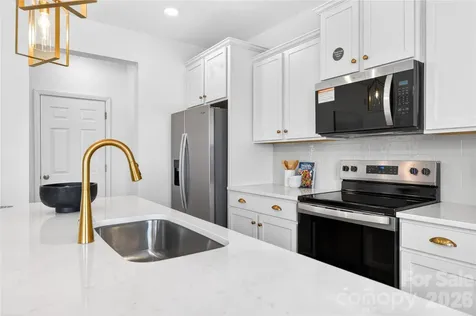 2413 Morgan Hills Drive Albemarle NC 28001