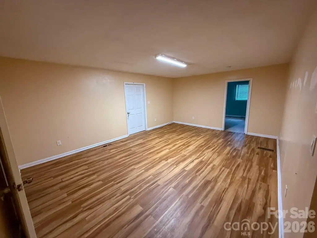 483 Caribou Road Asheville NC 28803