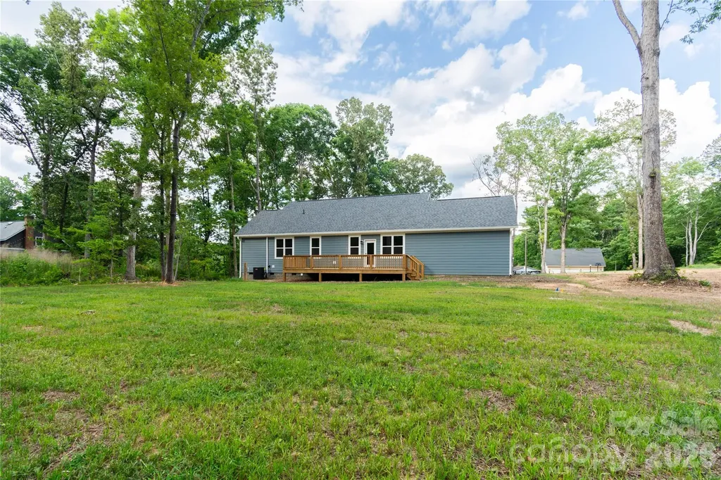 10303 Sycamore Road Norwood NC 28128