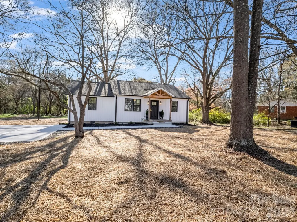 1325 W Nc Hwy 150 Highway Lincolnton NC 28092
