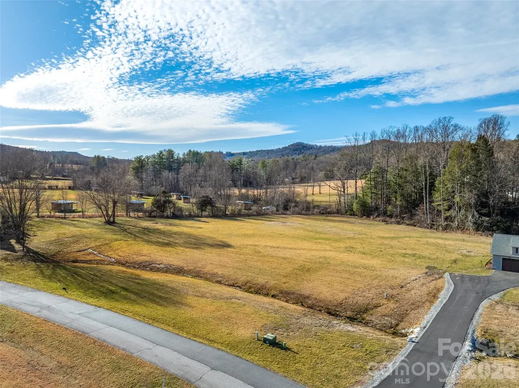 00 Saddle Club Lane Hendersonville NC 28739