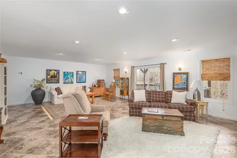 59 Old Pasture Way Hendersonville NC 28739
