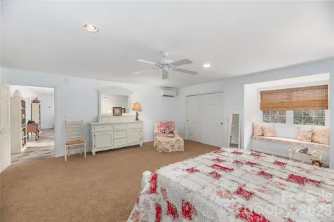 59 Old Pasture Way Hendersonville NC 28739
