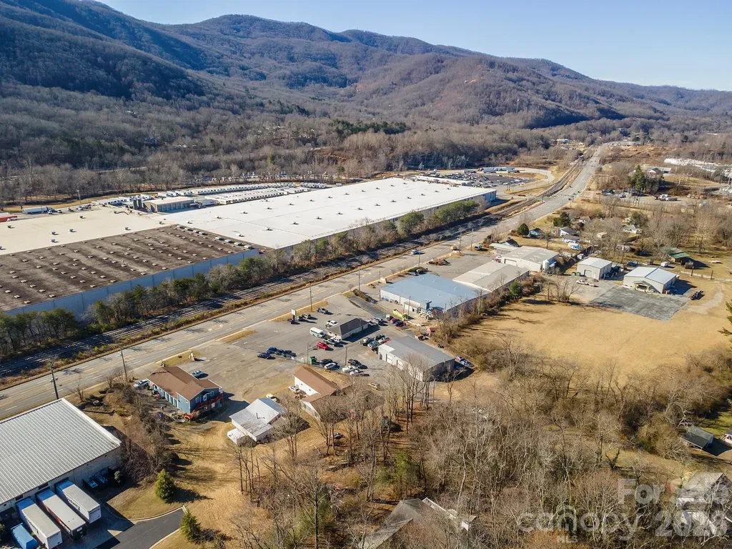 2968 Us 70 Highway Black Mountain NC 28711