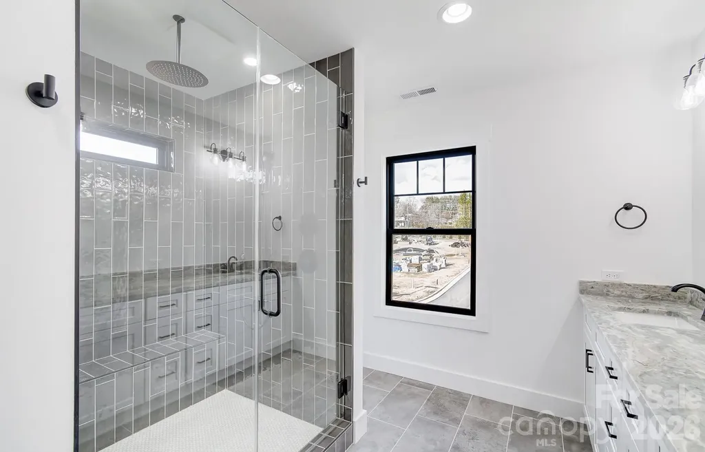 4 S Martha Kate Drive Hendersonville NC 28792