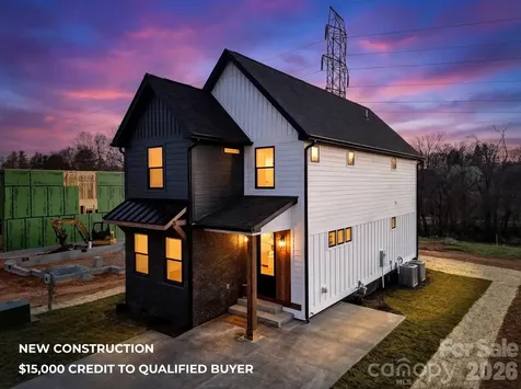 4 S Martha Kate Drive Hendersonville NC 28792