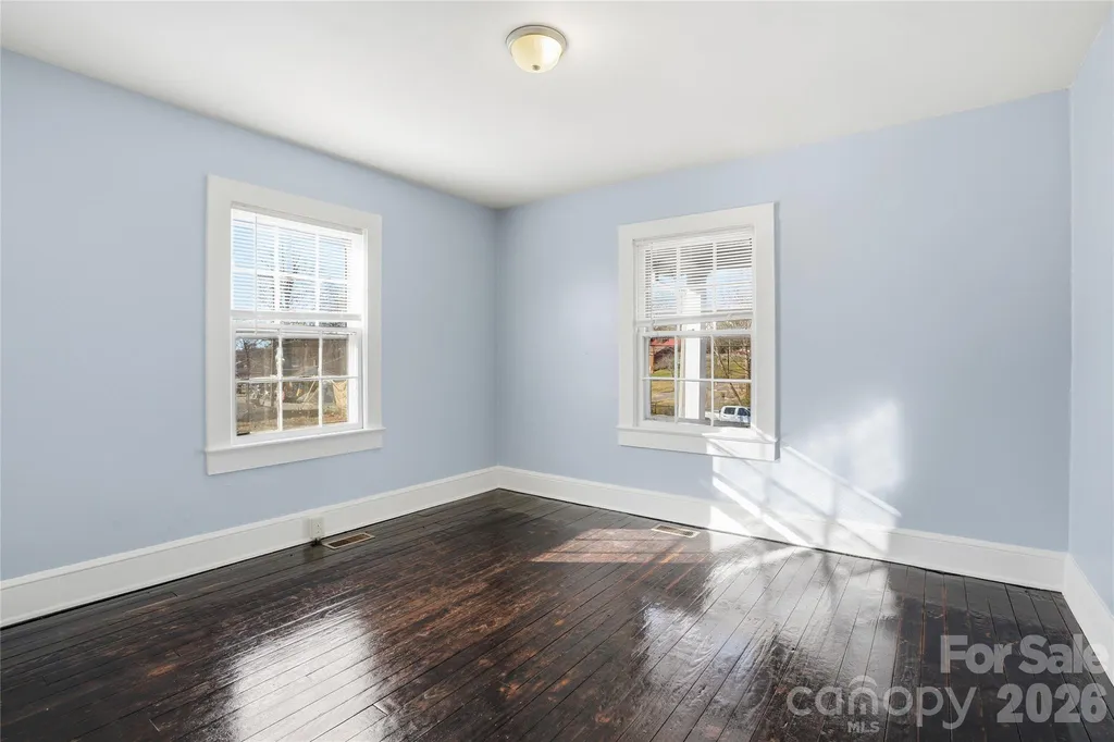 358 N Cleghorn Street Rutherfordton NC 28139
