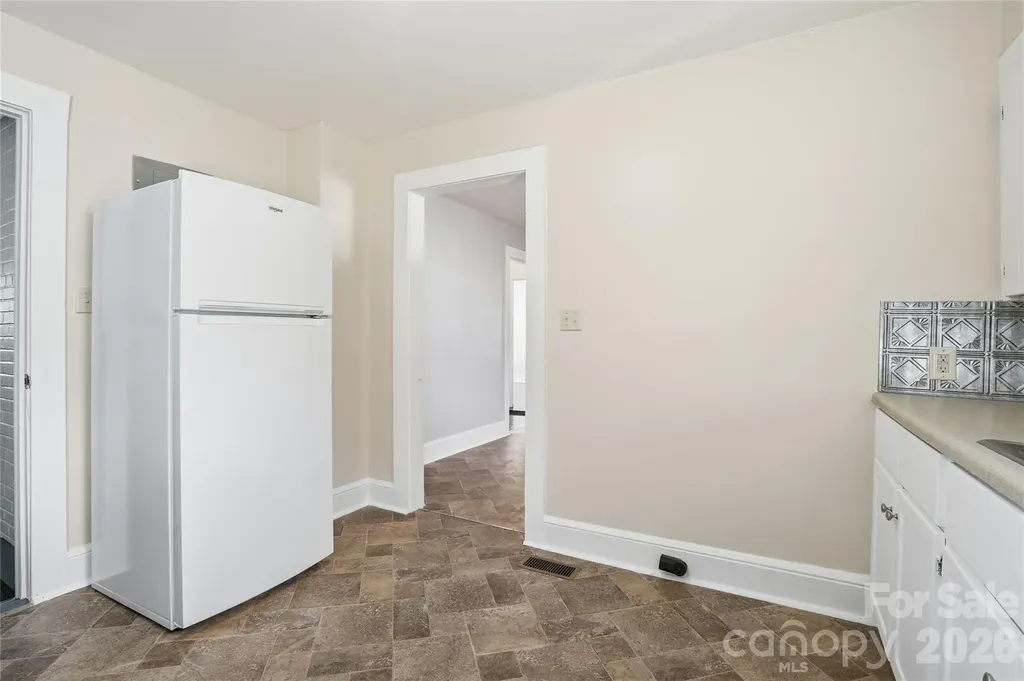 358 N Cleghorn Street Rutherfordton NC 28139
