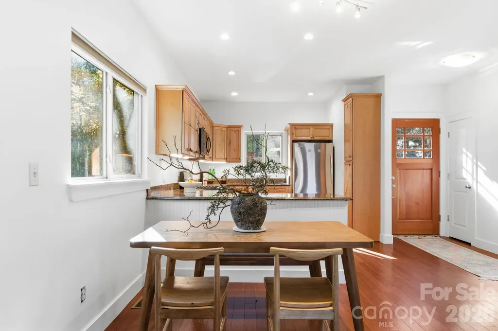 59 Morningside Drive Asheville NC 28806