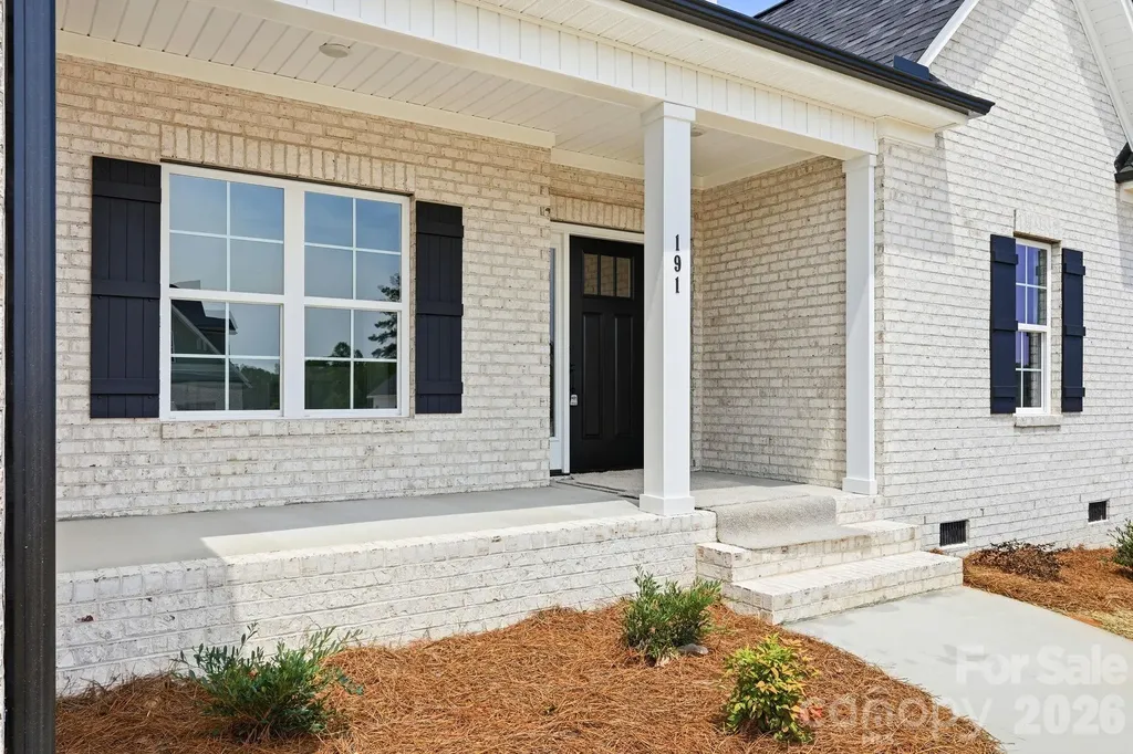 191 Cool Run Lexington NC 27295