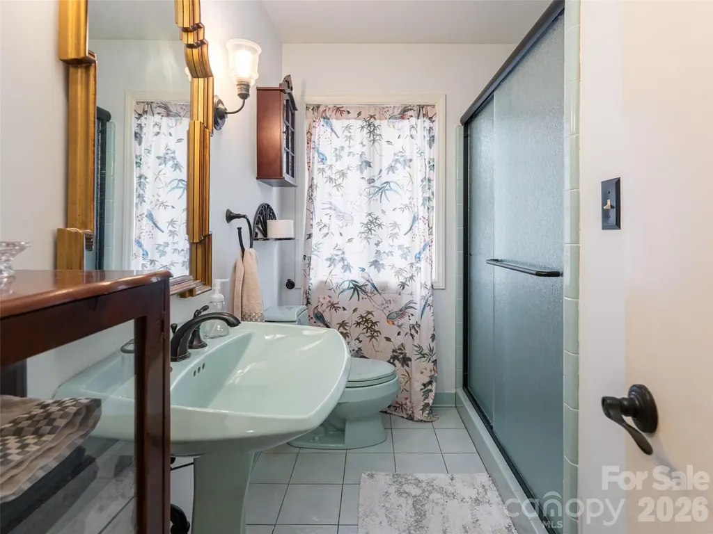 29 Longue Vue Lane Canton NC 28716