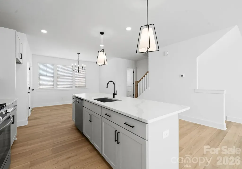 4043 Bass River Parkway Charlotte NC 28217