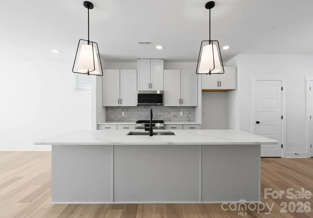 4043 Bass River Parkway Charlotte NC 28217
