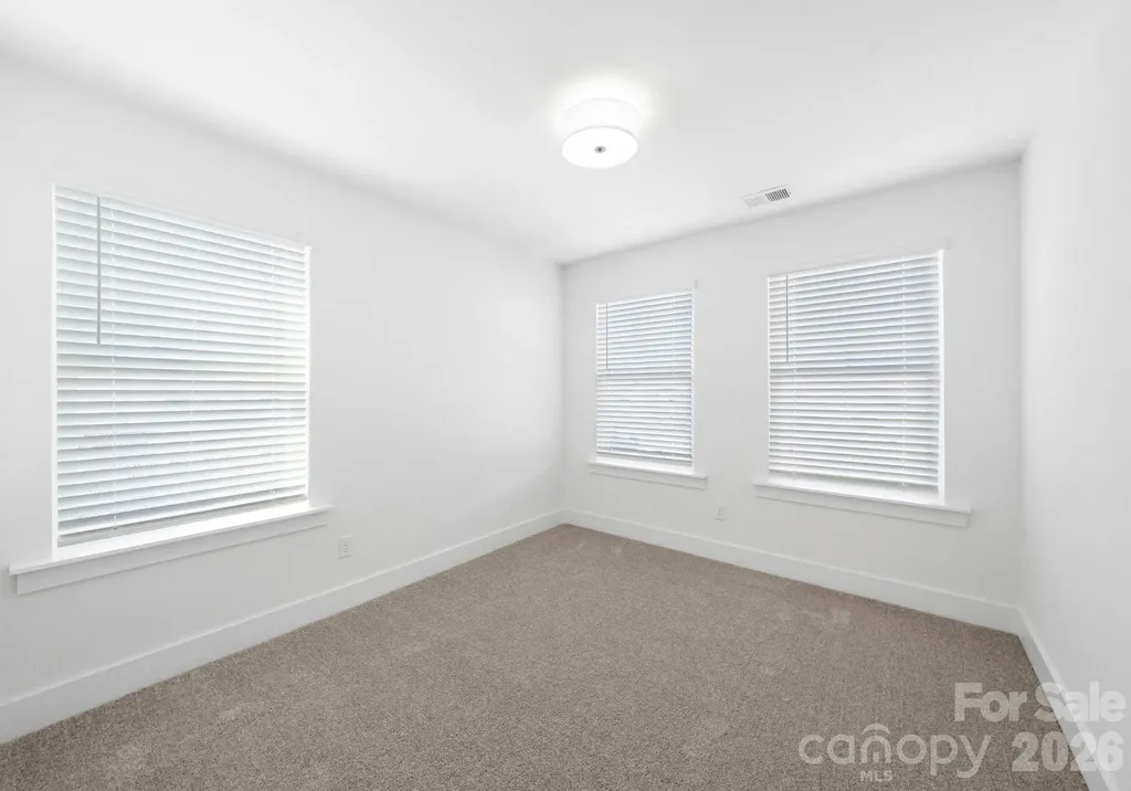 4043 Bass River Parkway Charlotte NC 28217