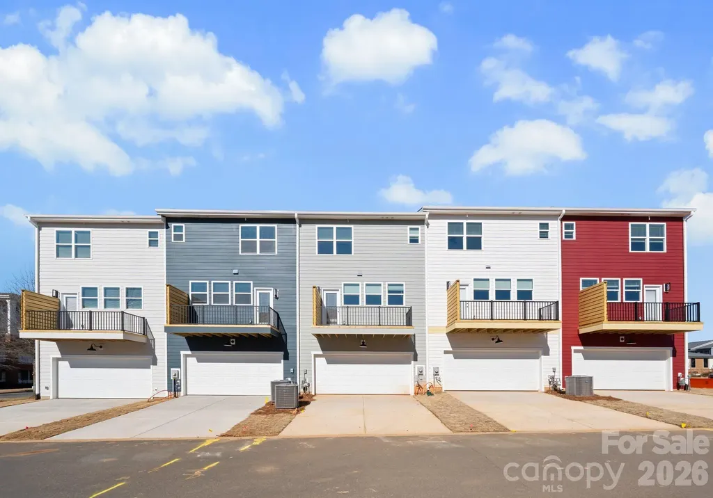 4043 Bass River Parkway Charlotte NC 28217
