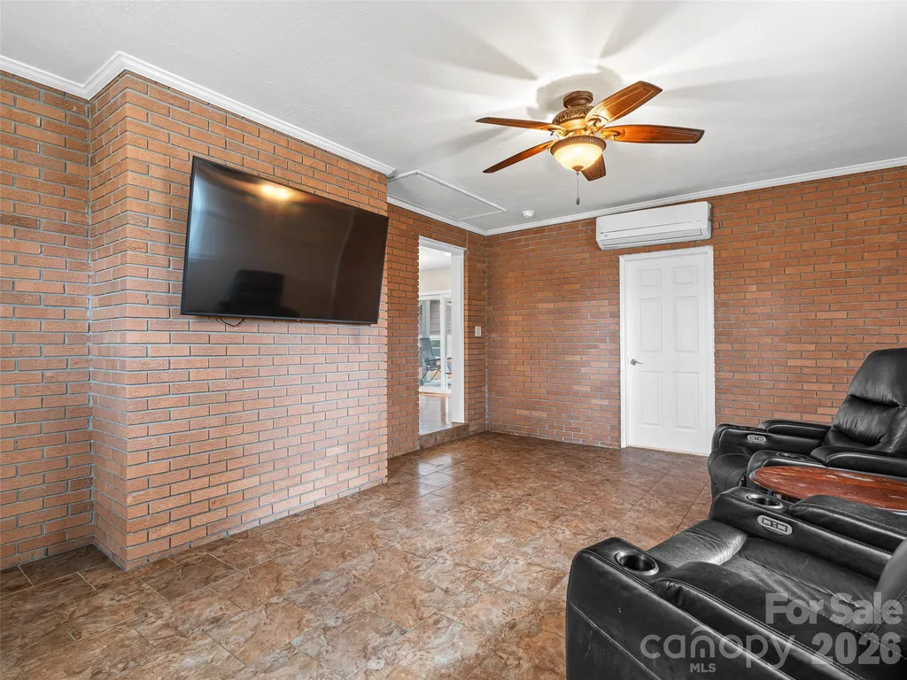 1034 S Orchard Road Flat Rock NC 28731