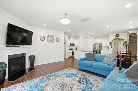 1838 Grove Park Lane Tega Cay SC 29708