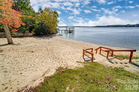 1838 Grove Park Lane Tega Cay SC 29708