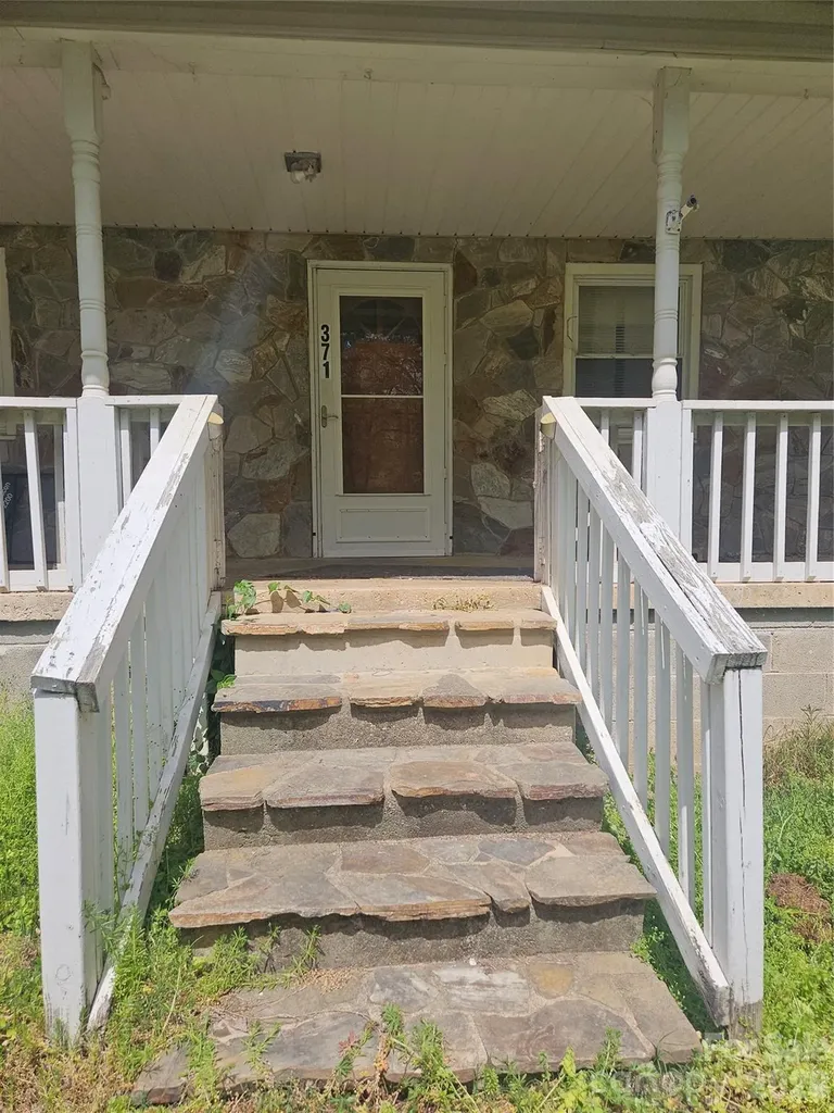 371 Beason Road Mooresboro NC 28114