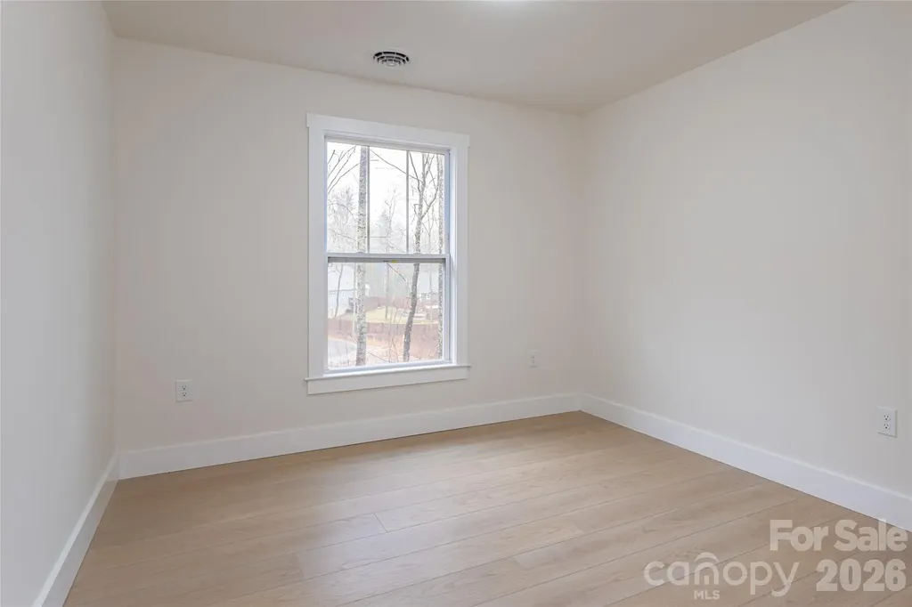 169 Cascade Ridge Road Fairview NC 28730