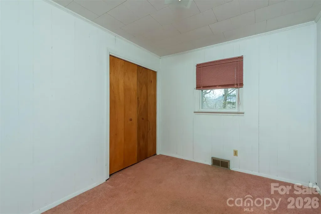 175 & 179 River Lane Canton NC 28716