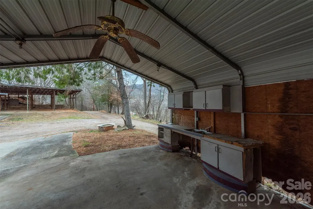 175 & 179 River Lane Canton NC 28716