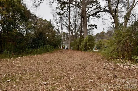 4210 Dinglewood Avenue Charlotte NC 28205