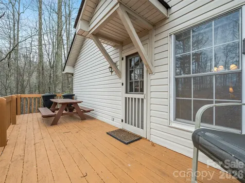 24 Abbey Lane Hendersonville NC 28739