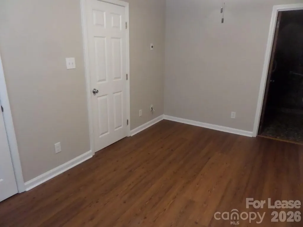 1109 E Morehead Street Charlotte NC 28204