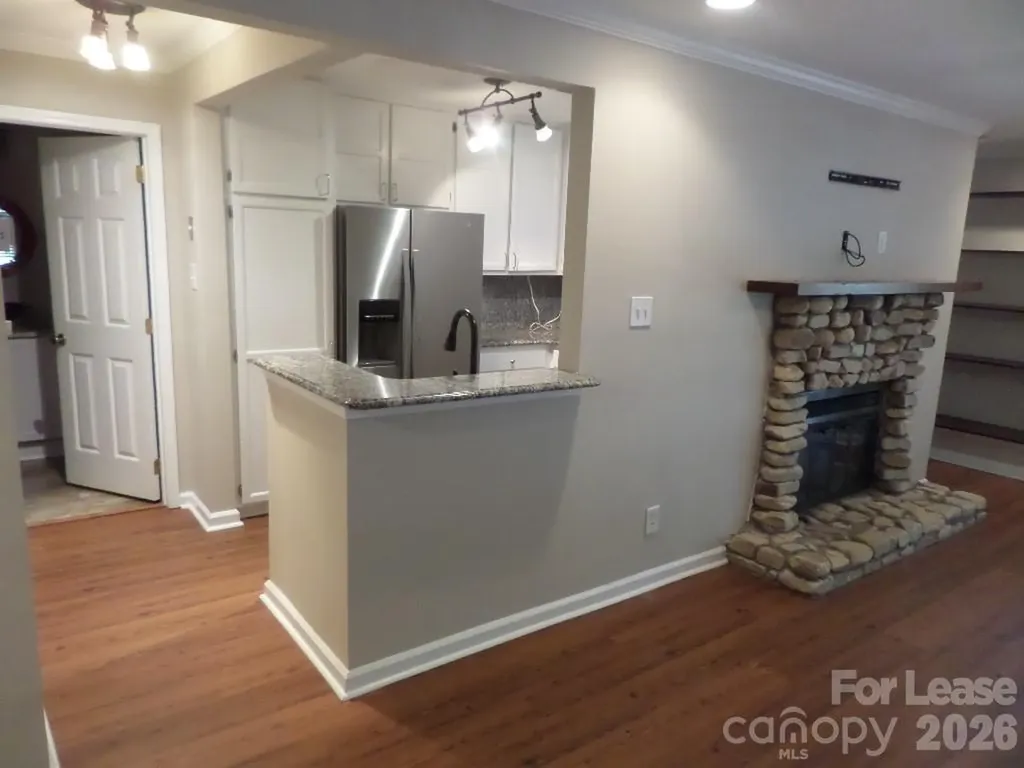1109 E Morehead Street Charlotte NC 28204