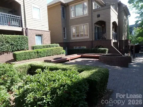 1109 E Morehead Street Charlotte NC 28204