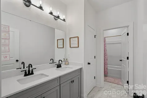 8604 Bridgegate Drive Huntersville NC 28078