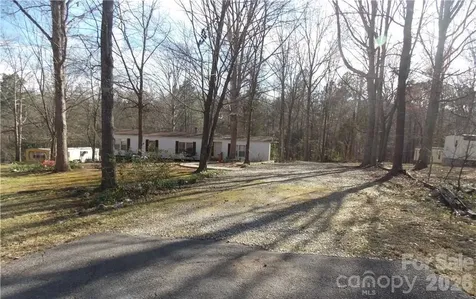 4350 Cureton Ferry Road Catawba SC 29704