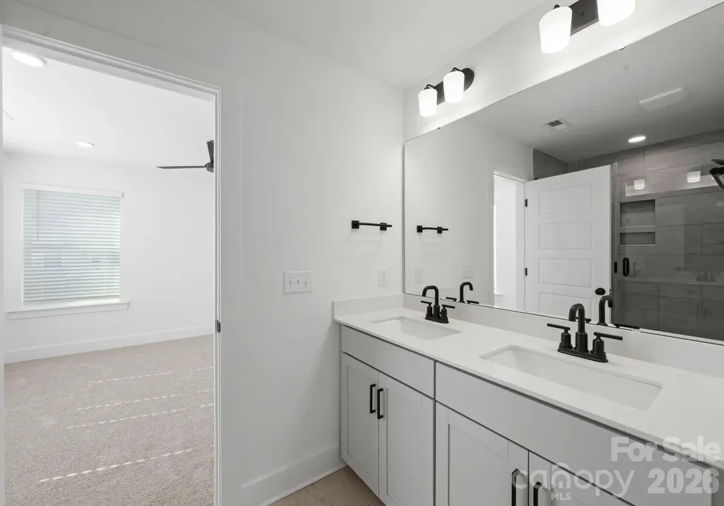 4047 Bass River Parkway Charlotte NC 28217