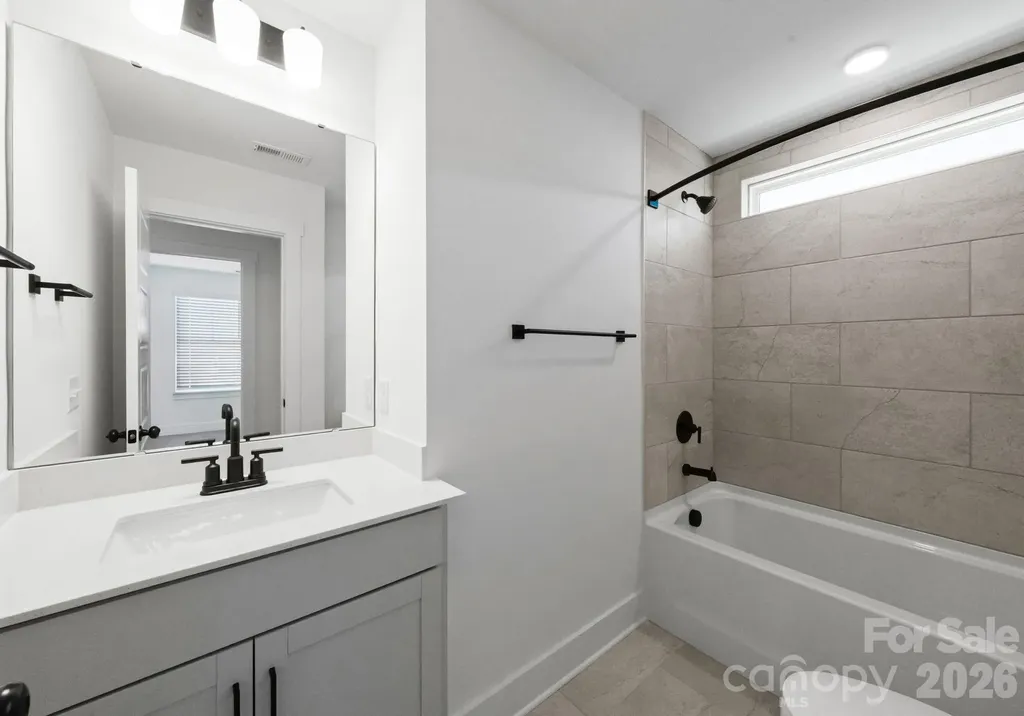 4047 Bass River Parkway Charlotte NC 28217