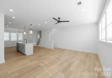 4047 Bass River Parkway Charlotte NC 28217