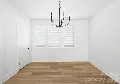 4047 Bass River Parkway Charlotte NC 28217