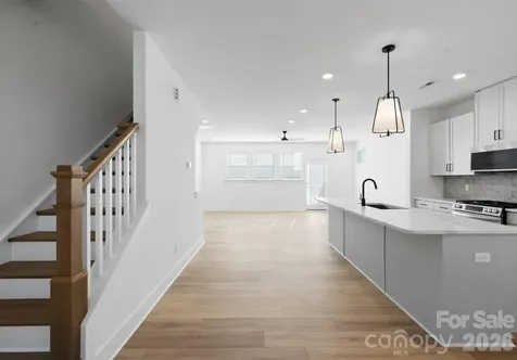 4051 Bass River Parkway Charlotte NC 28217