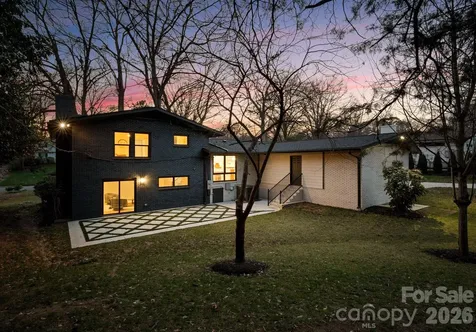 823 Wingrave Drive Charlotte NC 28270